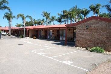 Cunningham Shore Motel