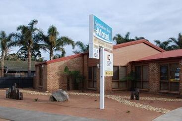 Cunningham Shore Motel