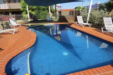 هتل Albury Classic Motor Inn