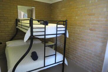 هتل Albury Classic Motor Inn