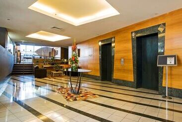 هتل Clarion Suites Gateway