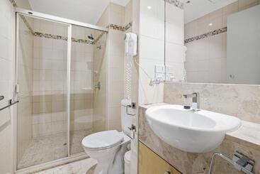 هتل Clarion Suites Gateway