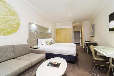 هتل Clarion Suites Gateway