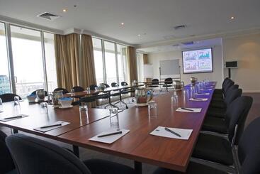 هتل Clarion Suites Gateway