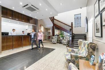 هتل Ibis Styles Kingsgate