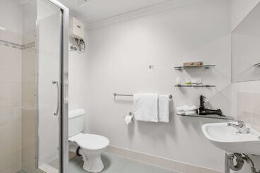 Metro Hotel Perth City