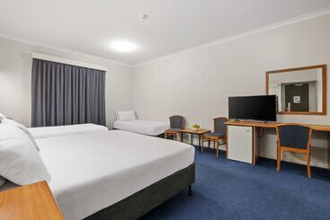 Metro Hotel Perth City