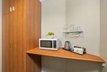 Metro Hotel Perth City