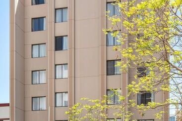 Metro Hotel Perth City