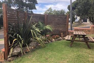 هتل Ocean View Motor Inn Merimbula
