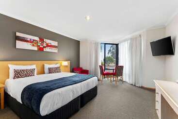 هتل Quality Inn & Suites Traralgon