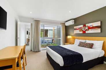 هتل Quality Inn & Suites Traralgon