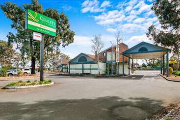 هتل Quality Inn & Suites Traralgon