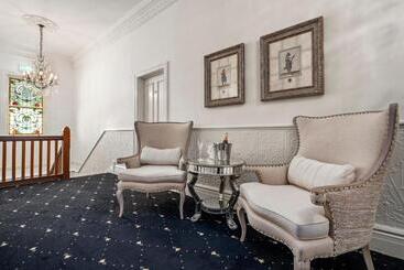 هتل The Convent Hunter Valley