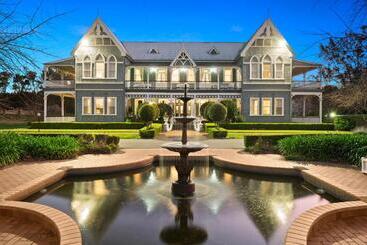 هتل The Convent Hunter Valley