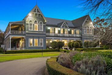 هتل The Convent Hunter Valley