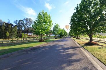 هتل The Convent Hunter Valley