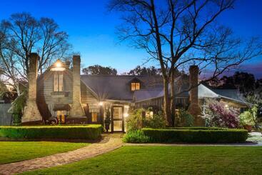 هتل The Convent Hunter Valley