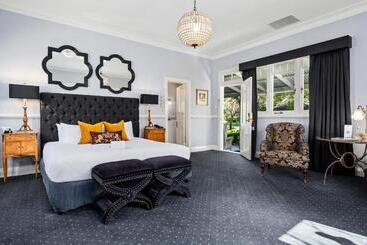 هتل The Convent Hunter Valley