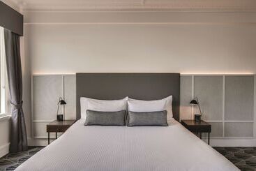 The Savoy Hotel On Little Collins Melbourne