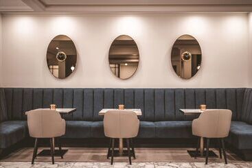 The Savoy Hotel On Little Collins Melbourne