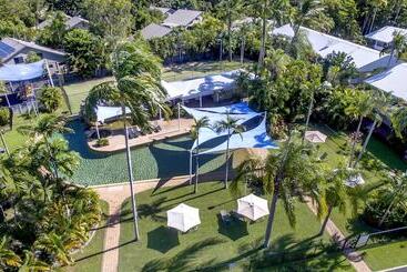 Nimrod Resort Apartments