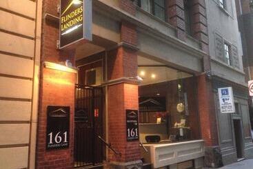 هتل Flinders Landing Apartments