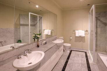 هتل Flinders Landing Apartments