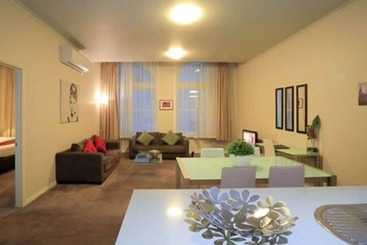 هتل Flinders Landing Apartments