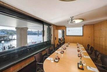 هتل Pullman Quay Grand Sydney Harbour