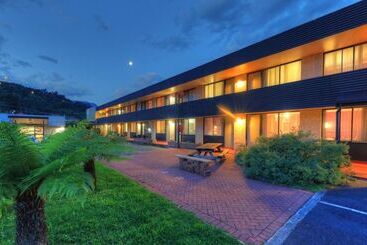 هتل Queenstown Motor Lodge