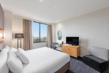 هتل Radisson On Flagstaff Gardens Melbourne