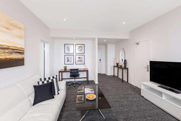 هتل Radisson On Flagstaff Gardens Melbourne