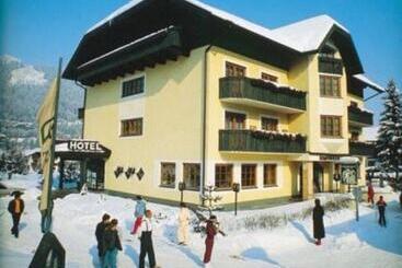 هتل Stadtvilla Schladming Boutique