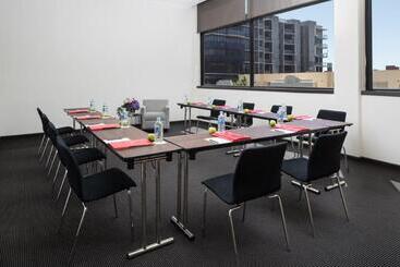 هتل Crowne Plaza Melbourne Carlton By Ihg