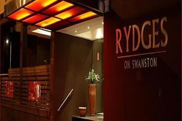 هتل Crowne Plaza Melbourne Carlton By Ihg