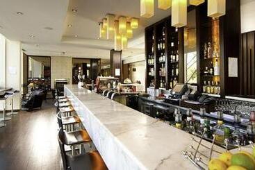 هتل Crowne Plaza Melbourne Carlton By Ihg
