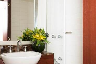 هتل Crowne Plaza Melbourne Carlton By Ihg