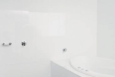 هتل Crowne Plaza Melbourne Carlton By Ihg
