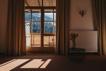 هتل Vaya Zell Am See