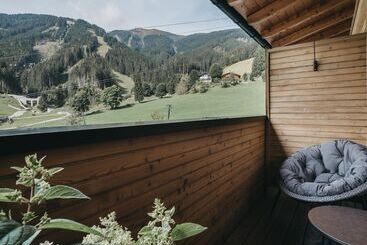 هتل Vaya Zell Am See