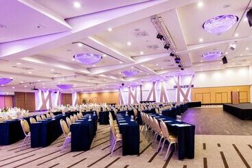 هتل Wyndham Grand Salzburg Conference Centre