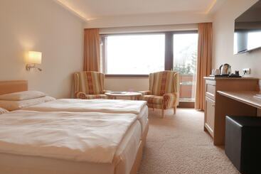 Alpin  Das Sporthotel   Ski In Ski Out Cityxpress, Summercard Included