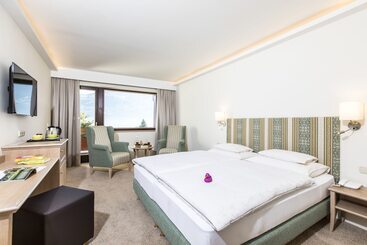 Alpin  Das Sporthotel   Ski In Ski Out Cityxpress, Summercard Included