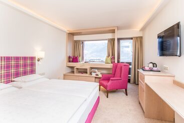 Alpin  Das Sporthotel   Ski In Ski Out Cityxpress, Summercard Included