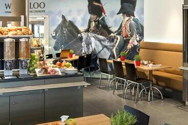 هتل Ibis Brussels Waterloo