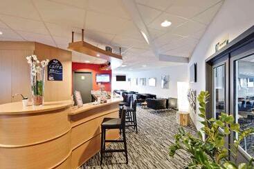 هتل Ibis Brussels Waterloo