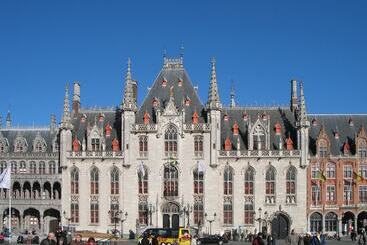 هتل Martin's Brugge