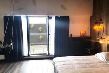 Upstairs - Ostend