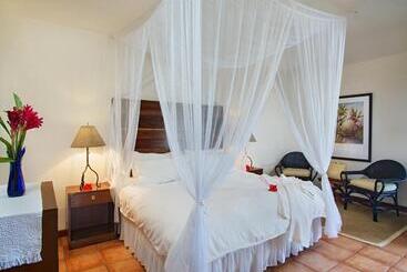 هتل Victoria House Resort & Spa